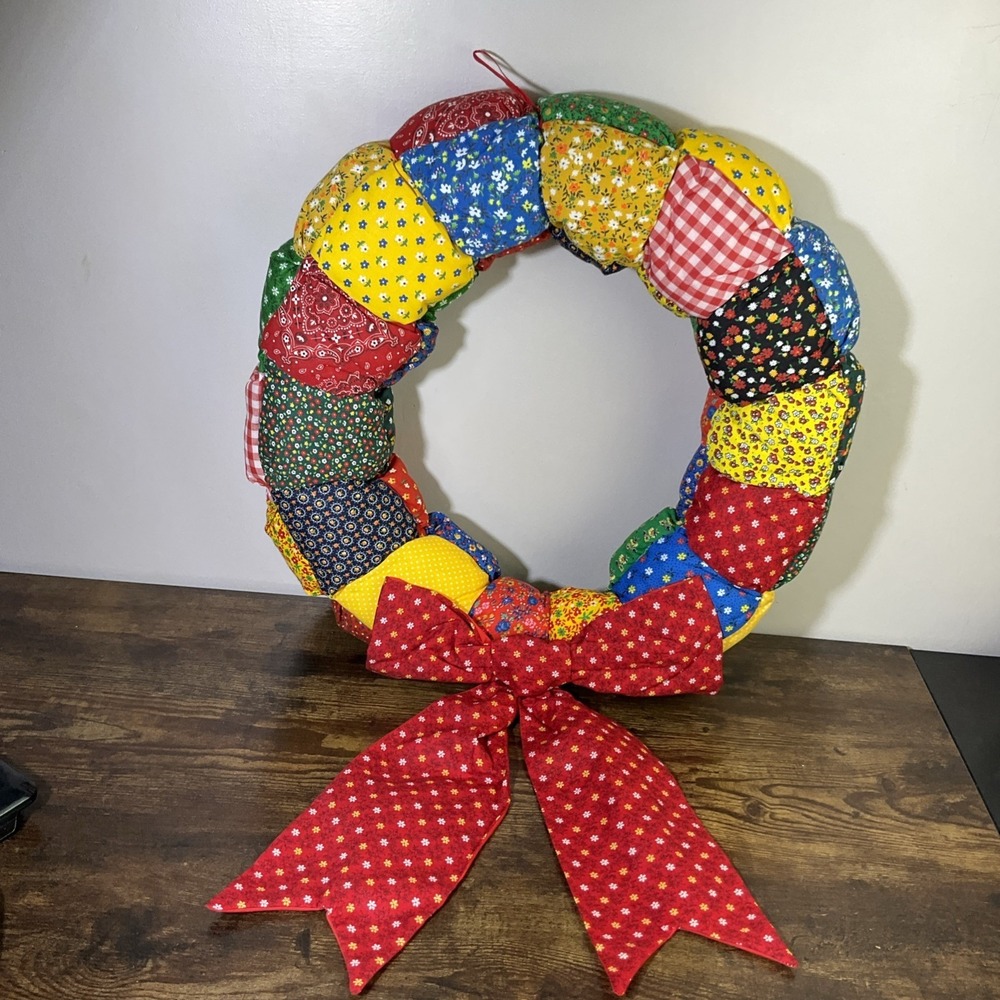 Vintage Hand Stitched‎ Quilt Patch Work Fabric Wreath 19" Cottagecore
